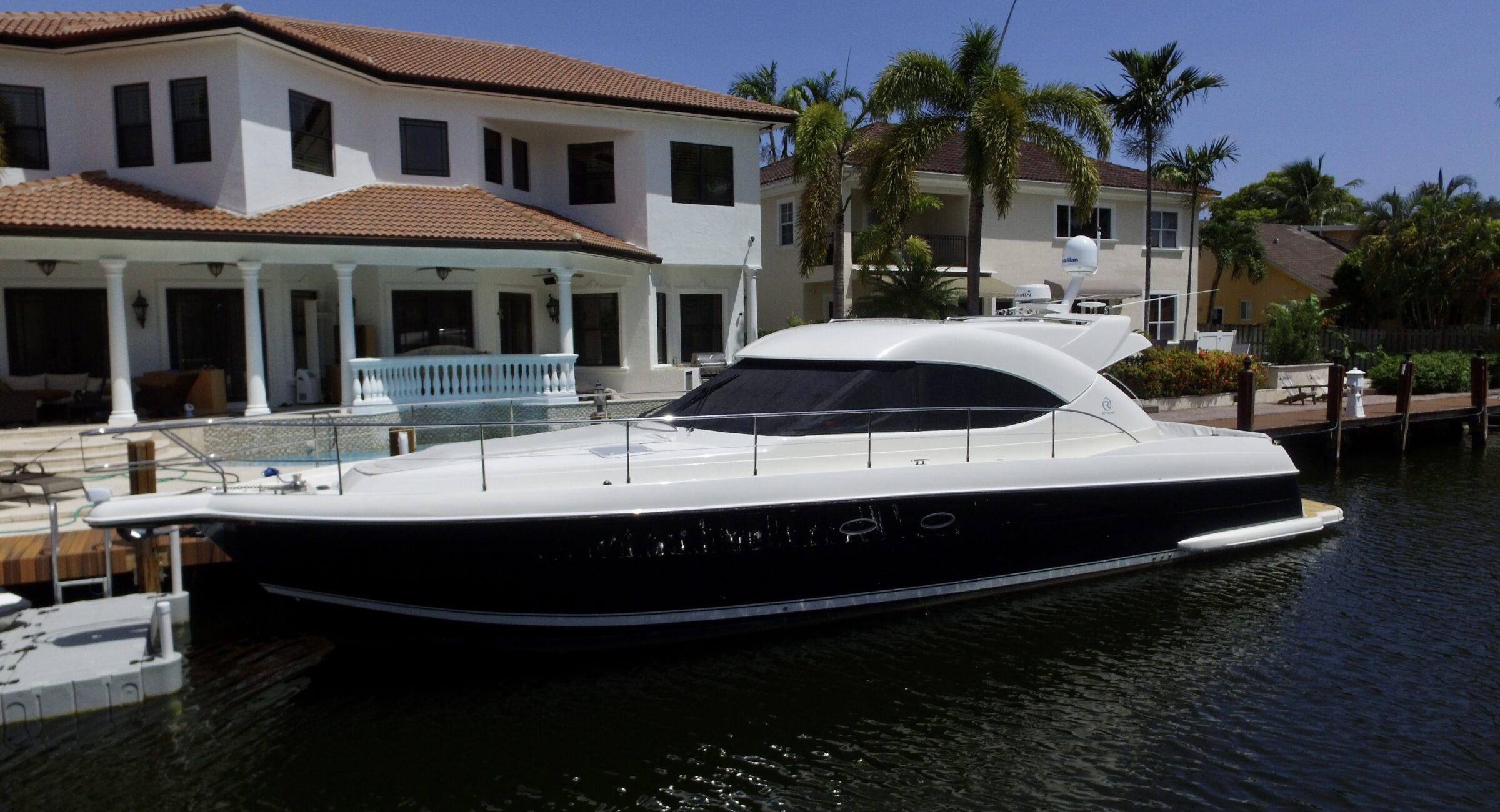 55-Riviera-Fort-Lauderdale-Yacht-Rentals